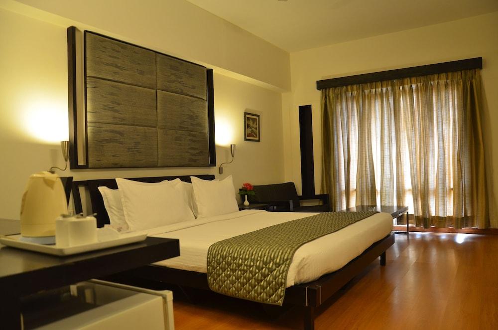 Cambay Sapphire, Gandhinagar Hotel Exterior foto