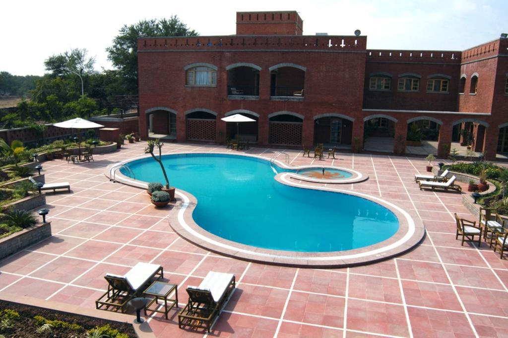 Cambay Sapphire, Gandhinagar Hotel Exterior foto