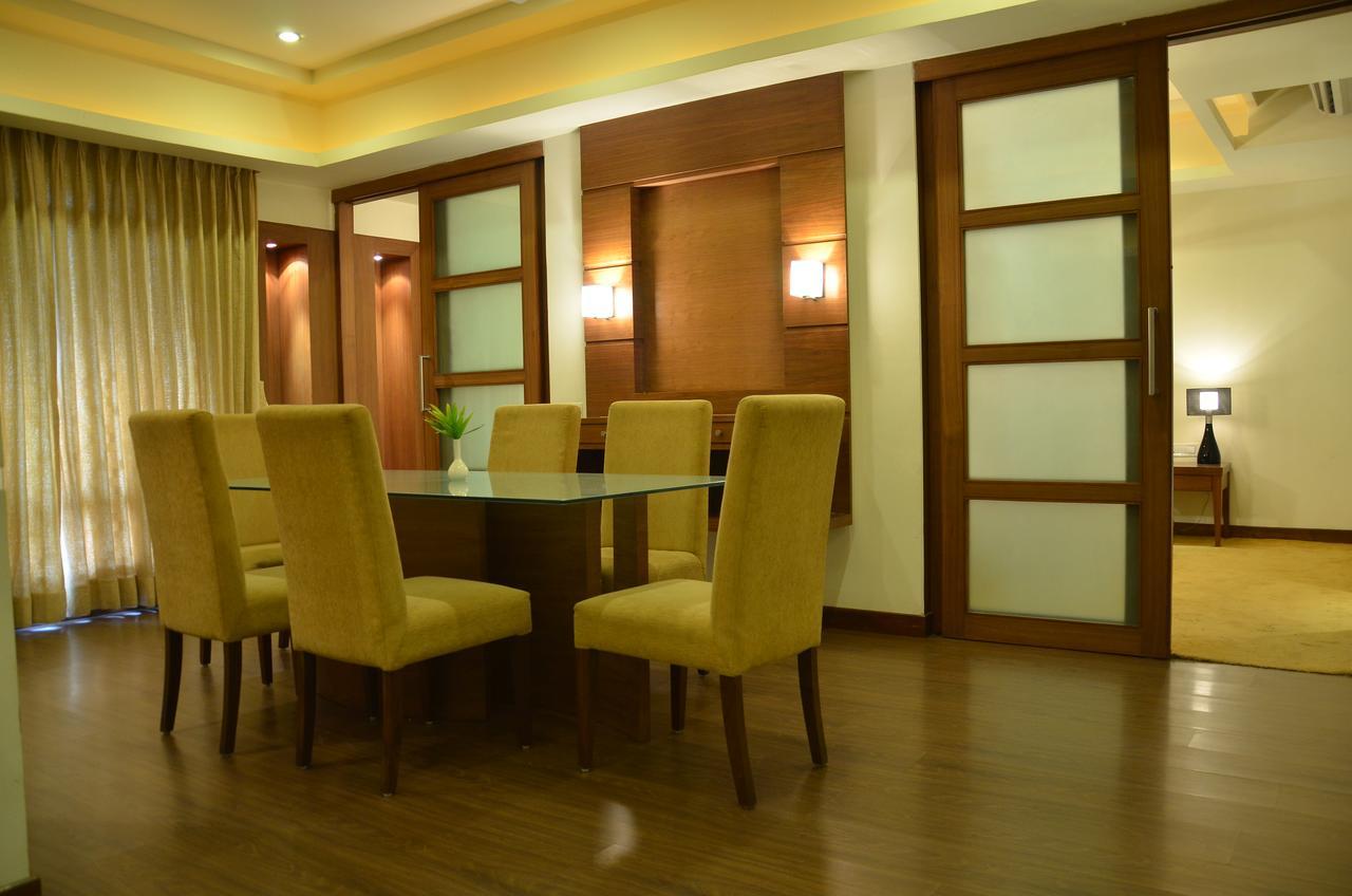 Cambay Sapphire, Gandhinagar Hotel Exterior foto